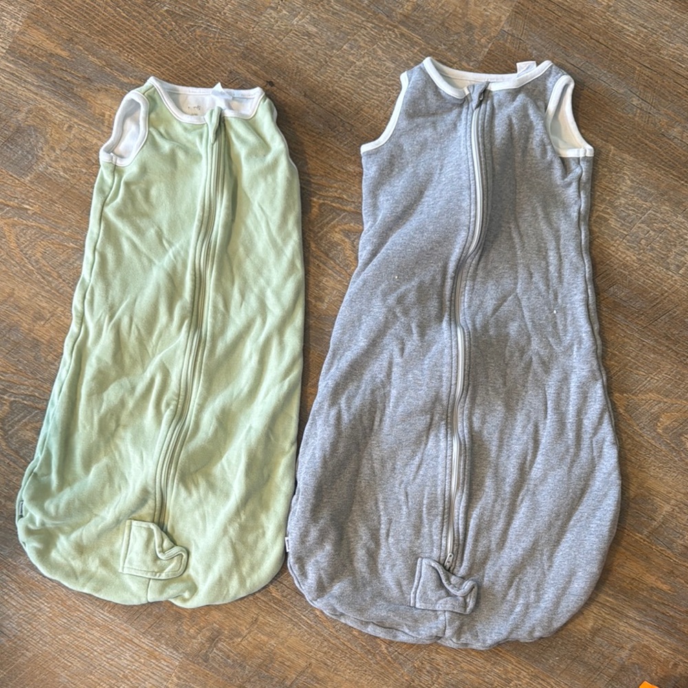 Set of Two Baby Sleep Sacks in Green and Gray